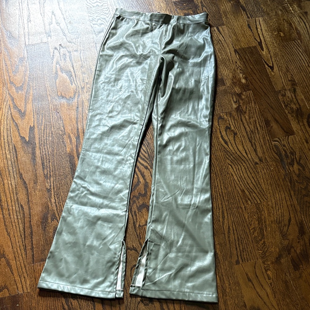Idem Ditto Vegan Faux Leather Flare Pants Khaki Moss Green M